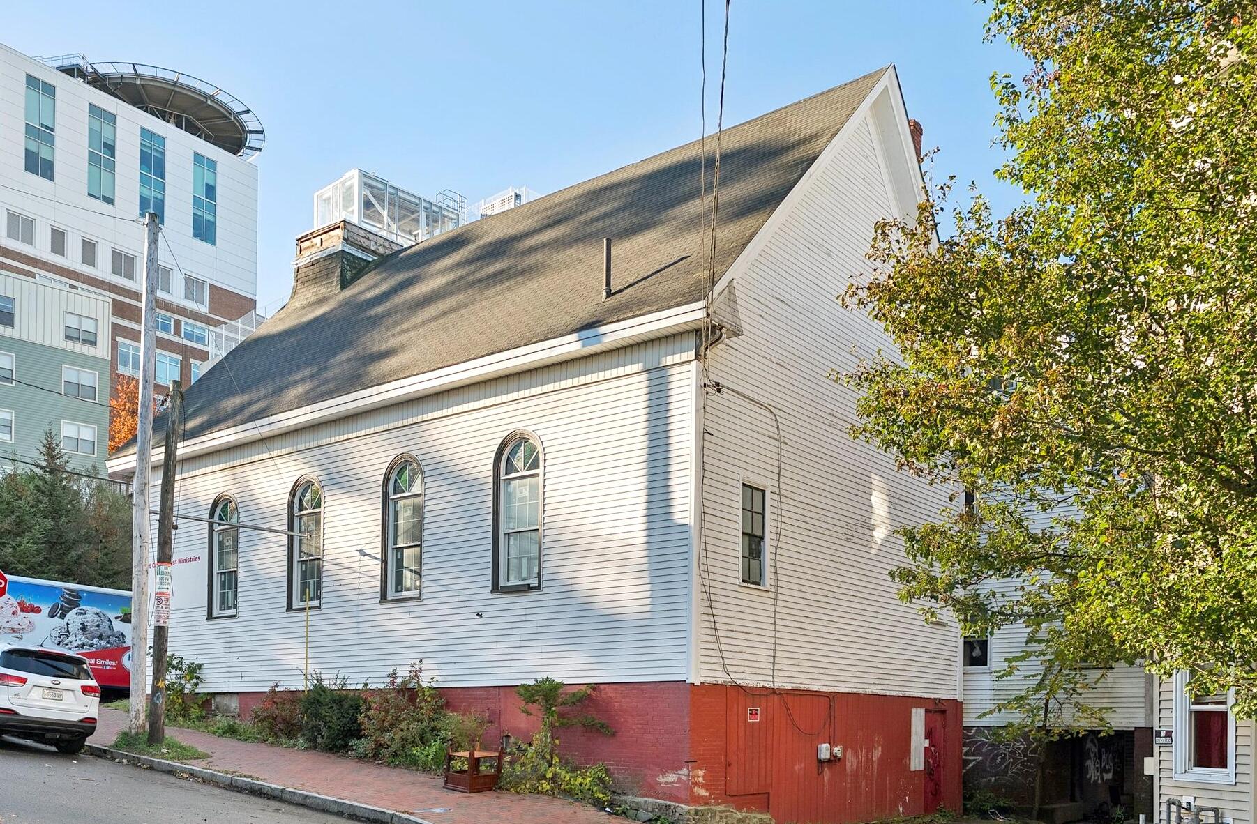 867 Congress Street Portland ME 04102