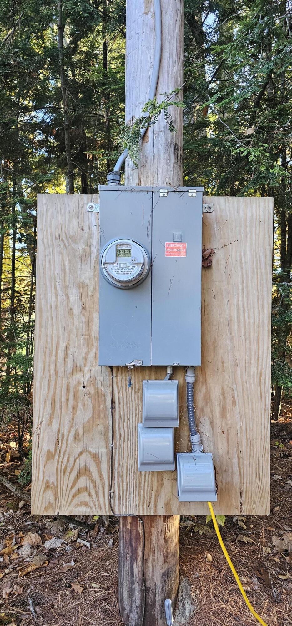 106 Pinewoods Trail Oakland ME 04963