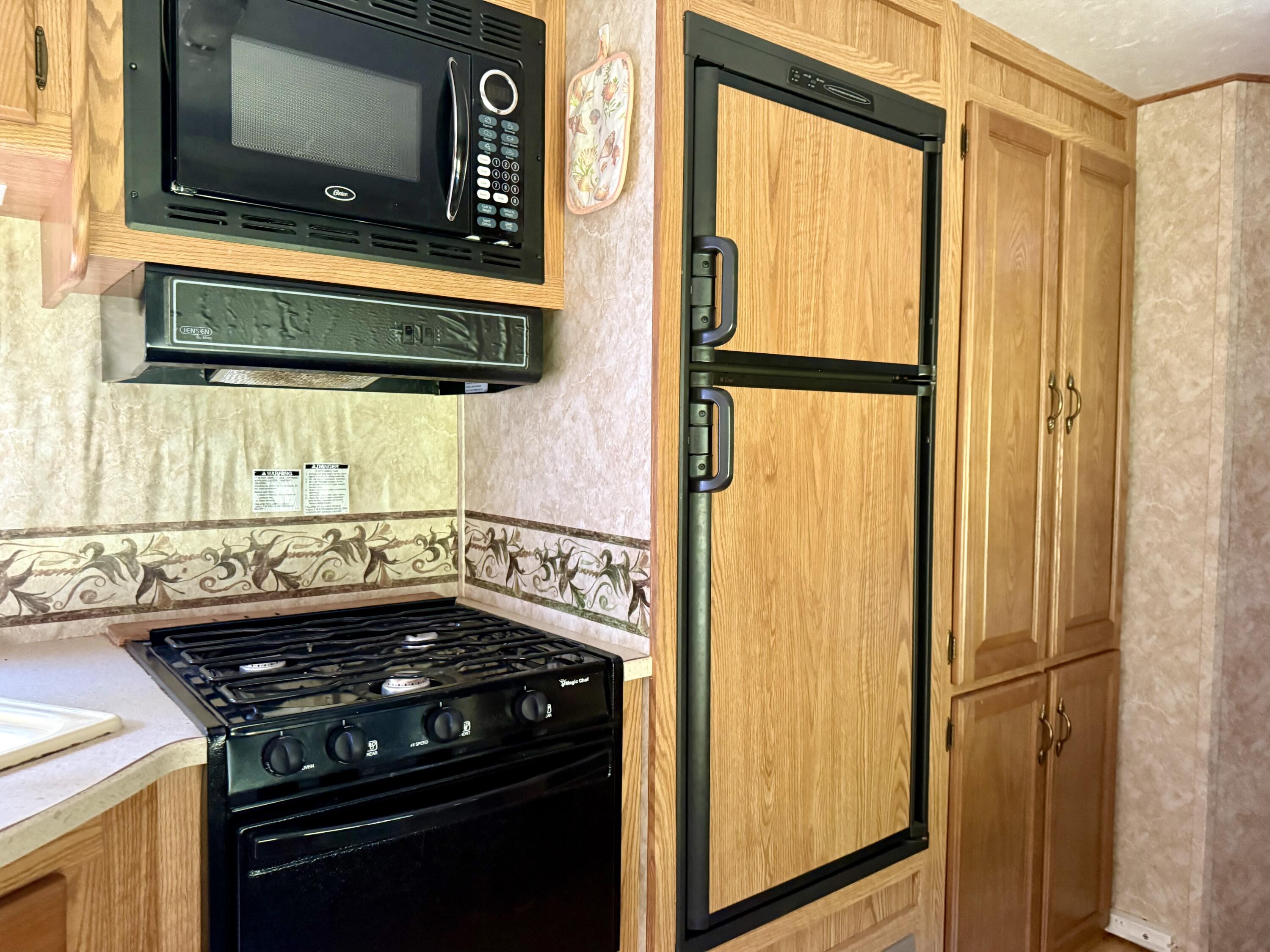 17 Angel Lane Medford ME 04463