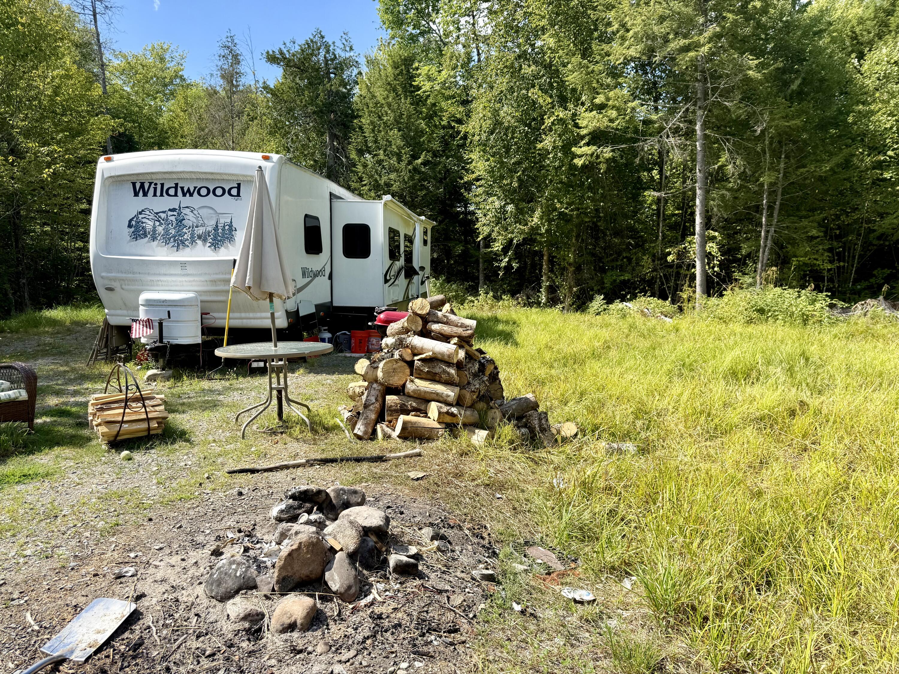 17 Angel Lane Medford ME 04463