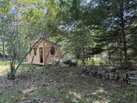 011-032-4 A.w. Smith Road Vinalhaven ME 04863