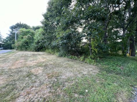 35 Leach Road Kittery ME 03904