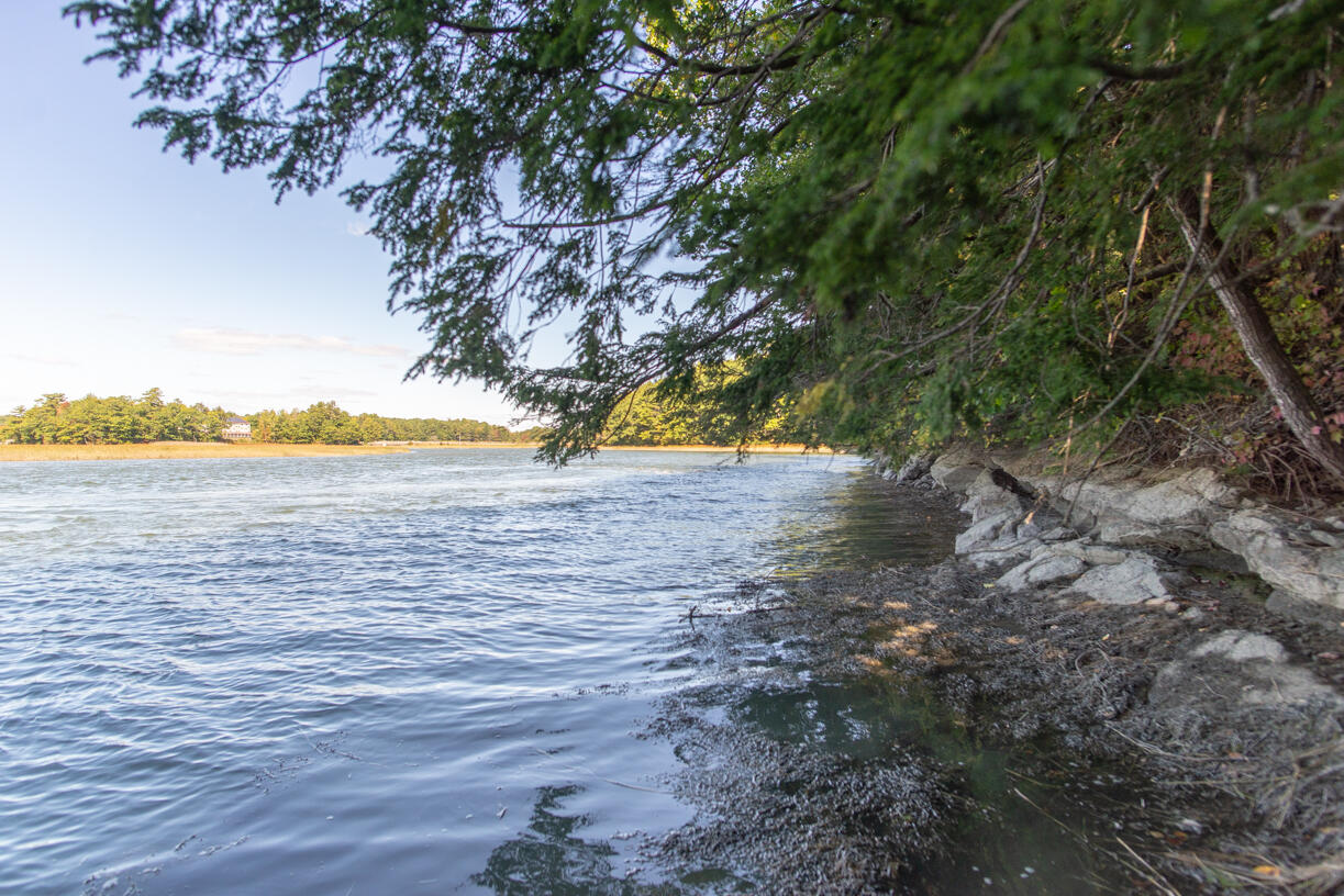 1 Slack Tide Lane Freeport ME 04032