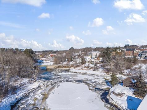 258 Jefferson Street Waldoboro ME 04572