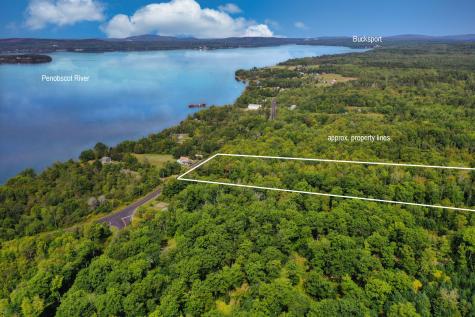 15 Me-166 Route Penobscot ME 04476