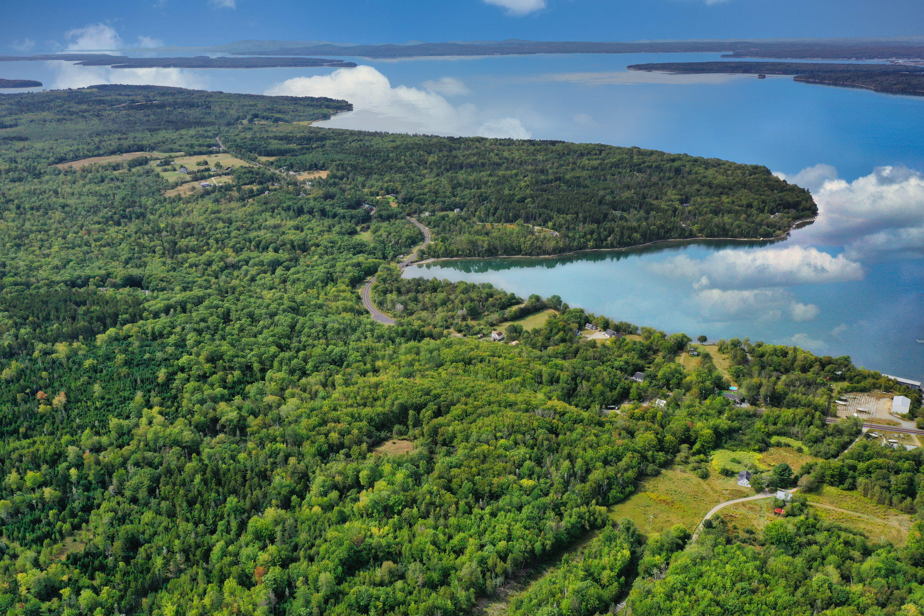 15 Me-166 Route Penobscot ME 04476