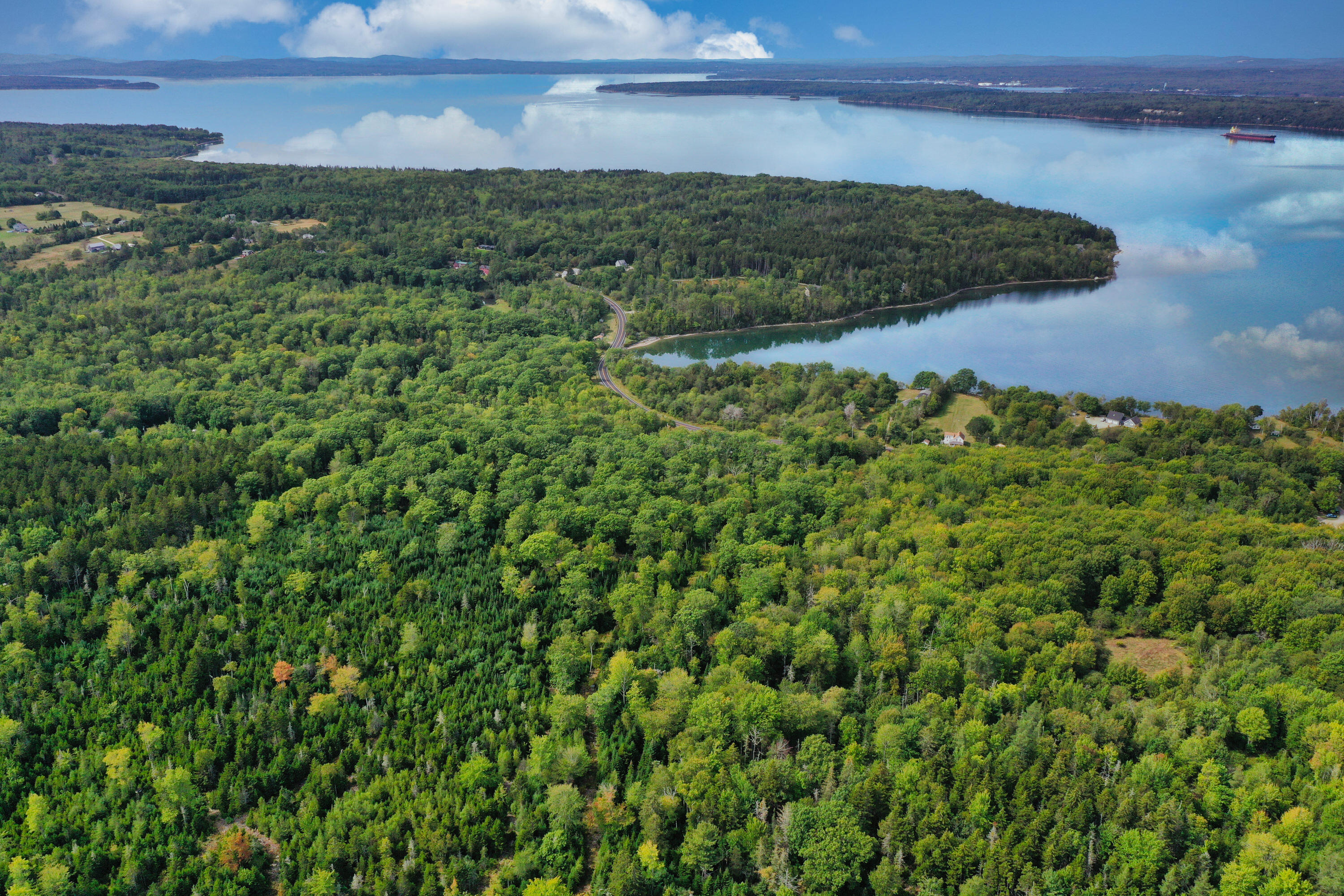 15 Me-166 Route Penobscot ME 04476