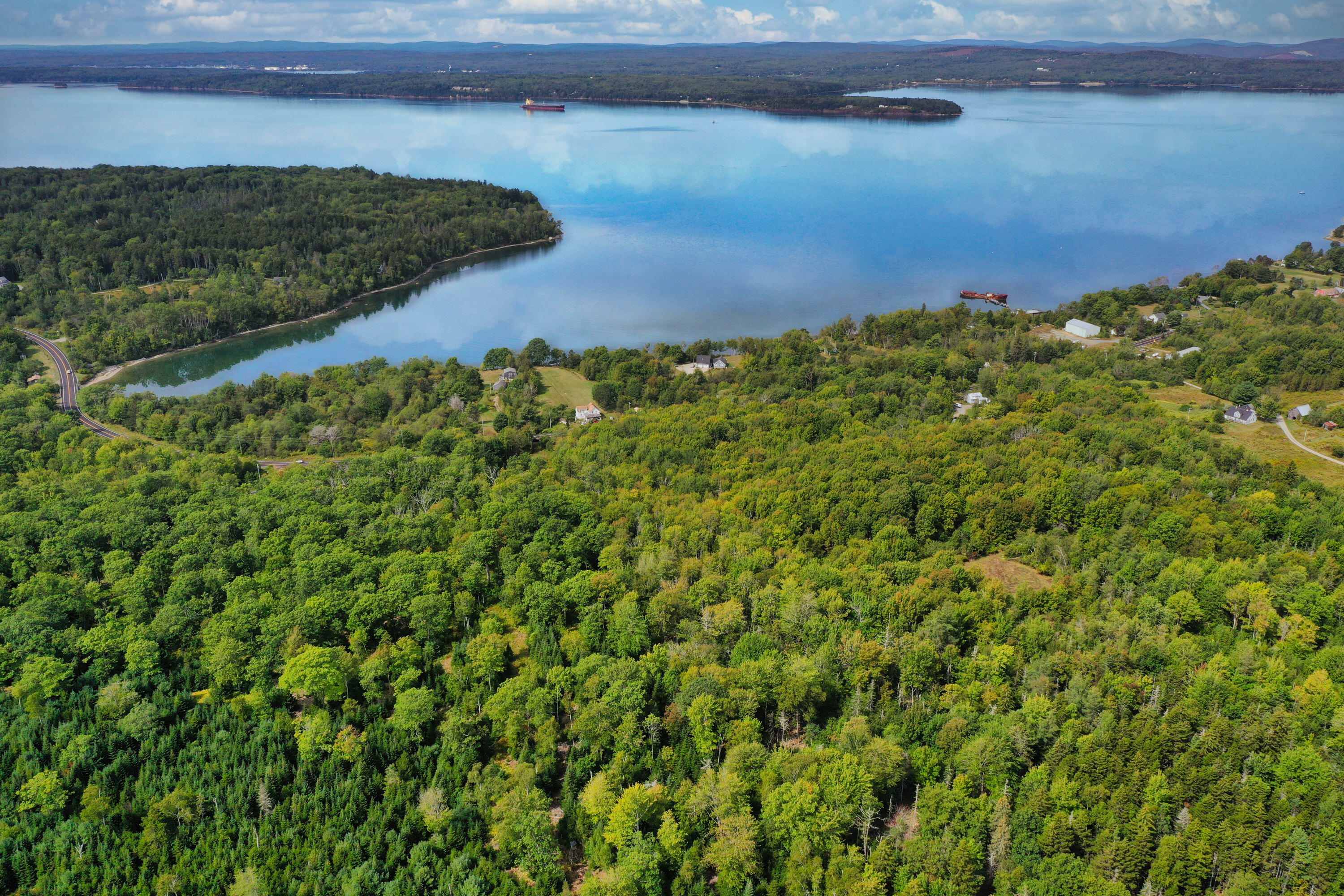 15 Me-166 Route Penobscot ME 04476