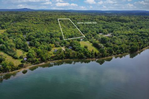 15 Me-166 Route Penobscot ME 04476