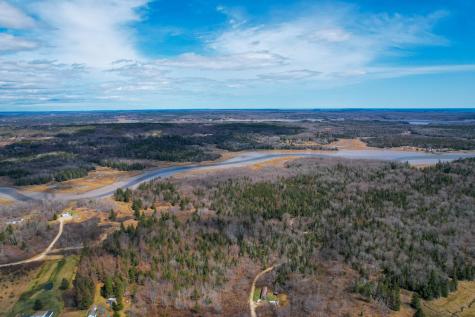 M5l42 Hooke Road Harrington ME 04643