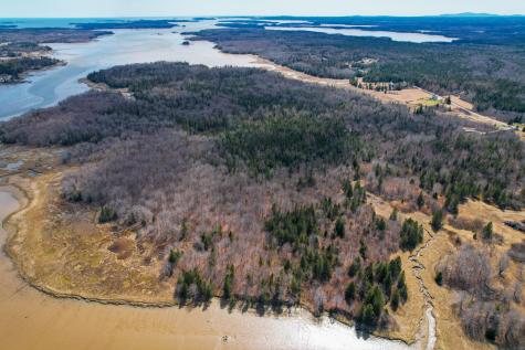 M5l42 Hooke Road Harrington ME 04643