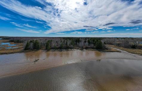 M5l42 Hooke Road Harrington ME 04643