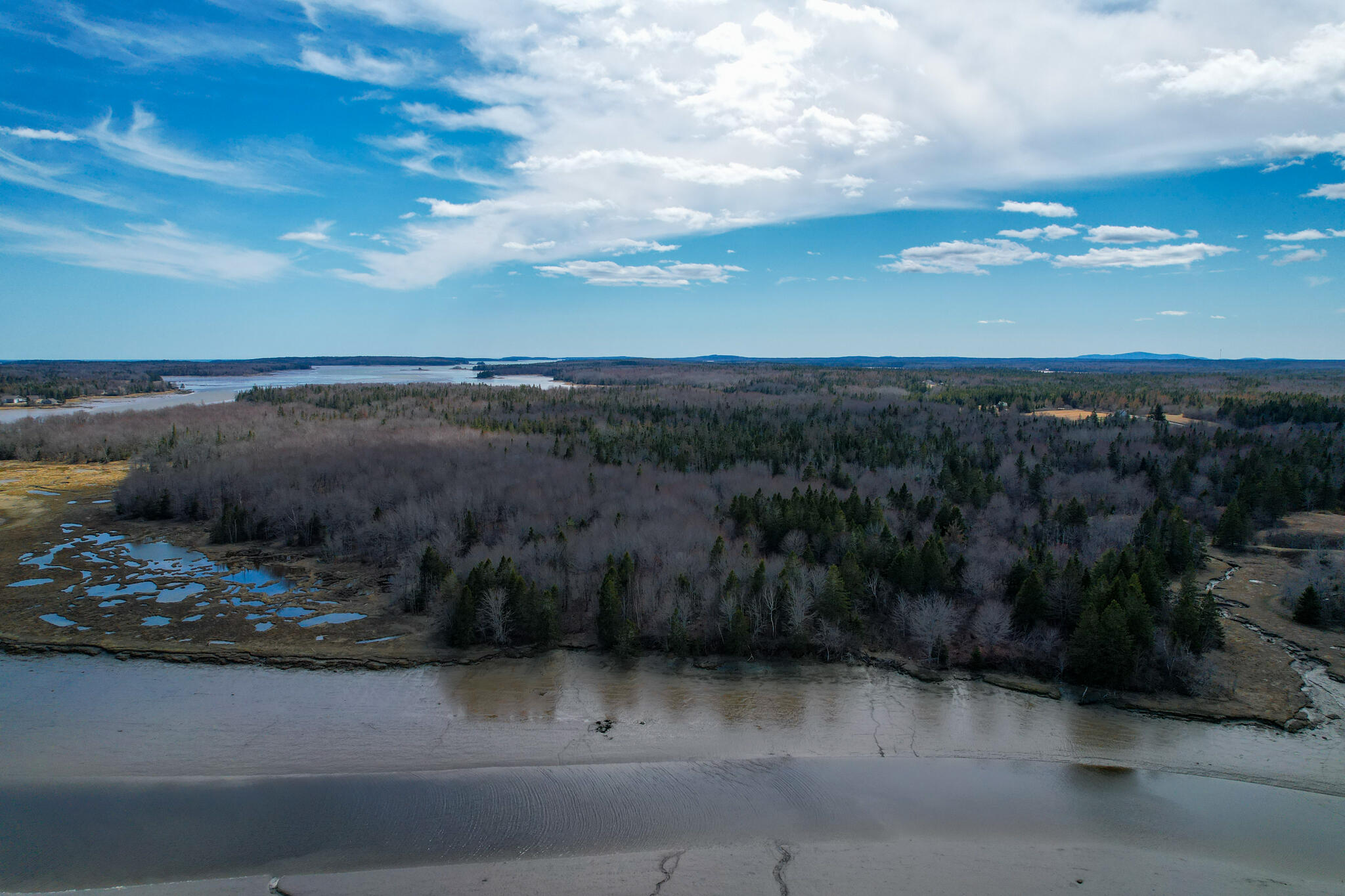 M5L42 Hooke Road Harrington ME 04643