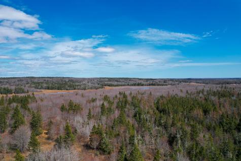 M5l42 Hooke Road Harrington ME 04643