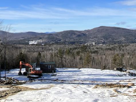 0 High Street Peru ME 04290