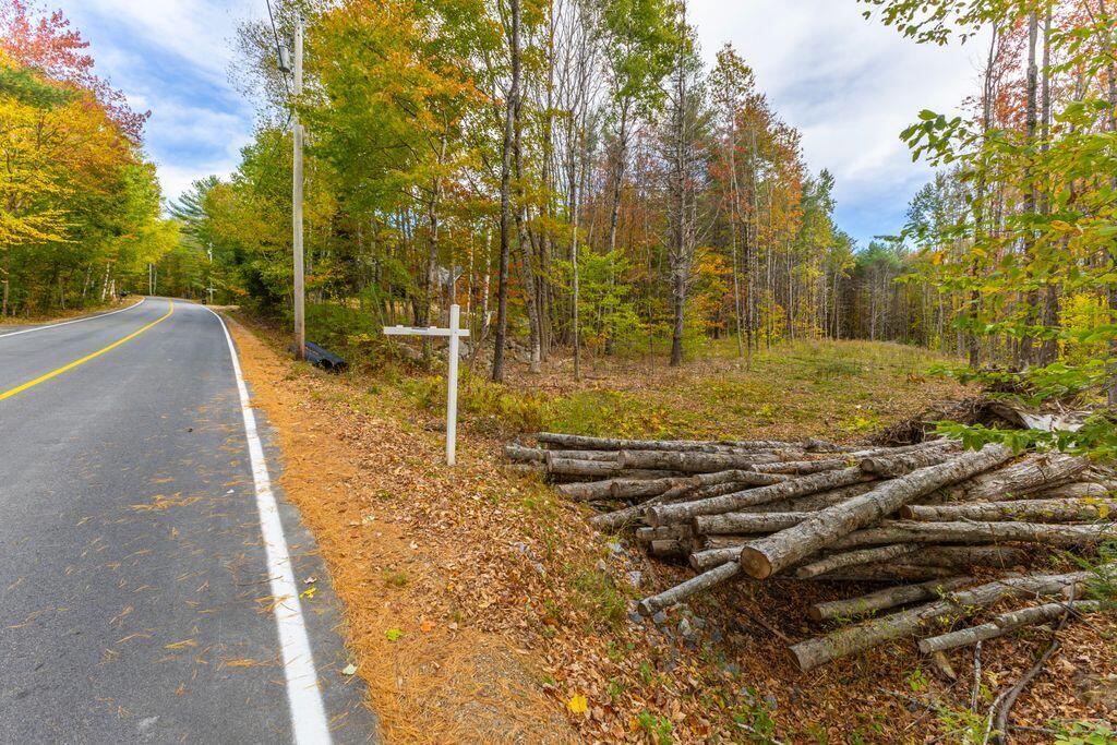 192 Mountain Road Raymond ME 04071