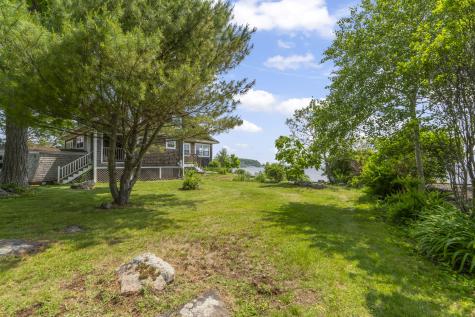 4 Hamlin Place York ME 03909