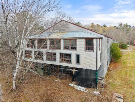 27 Hawes Bridge Road Prospect ME 04981