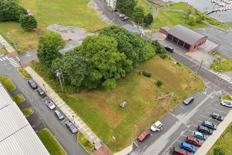 1 Miller Street Belfast ME 04915