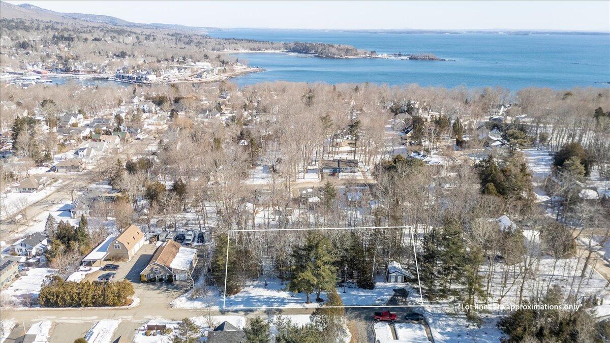 8 Colorado Avenue Camden ME 04843