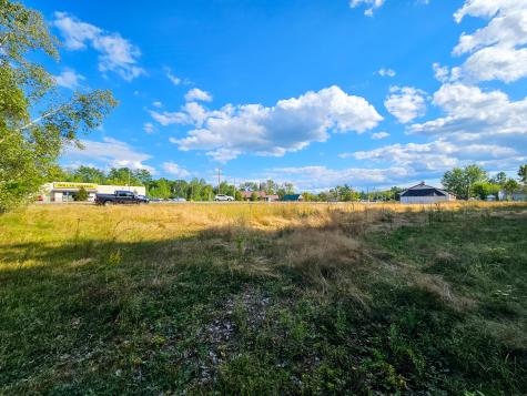 28//36&37 Us Route 2 & 4 Wilton ME 04294