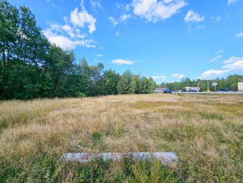 28//36&37 Us Route 2 & 4 Wilton ME 04294