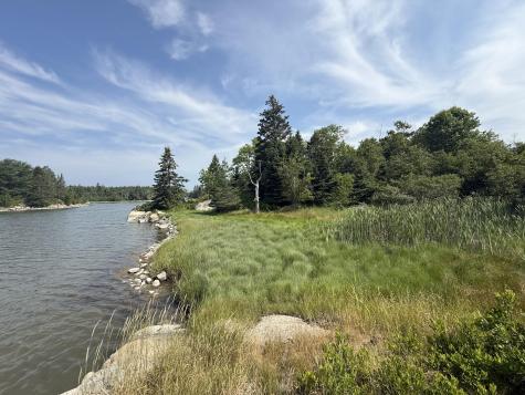 006-60 Round The Island Road Vinalhaven ME 04863