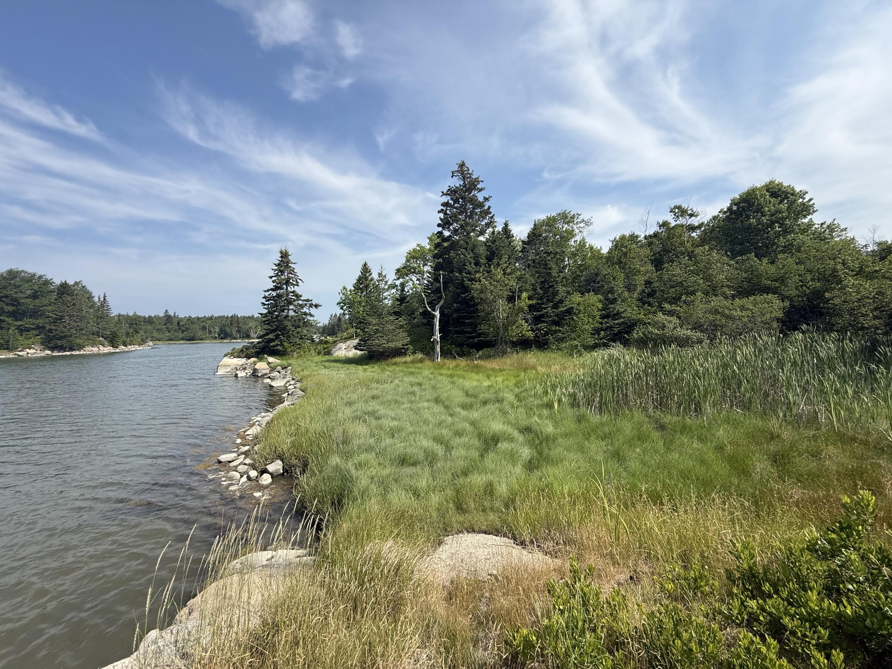 006-60 Round The Island Road Vinalhaven ME 04863