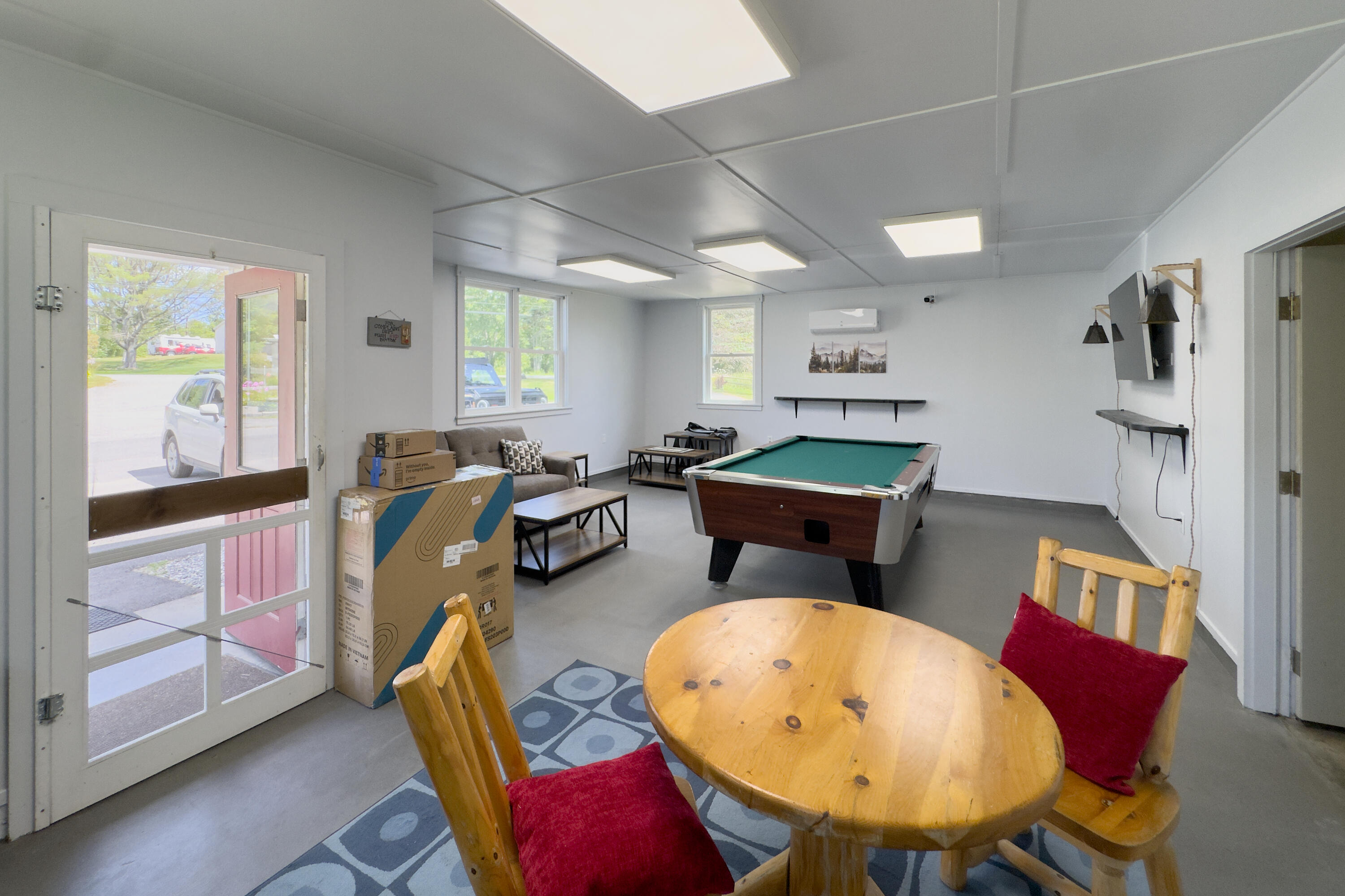 71 Bunny Trail Warren ME 04864