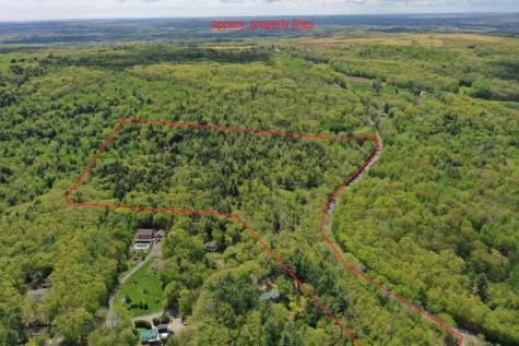 22-1&2 Clarry Hill Road Union ME 04862