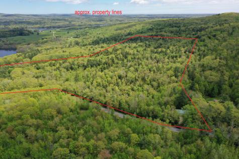 22-1&2 Clarry Hill Road Union ME 04862