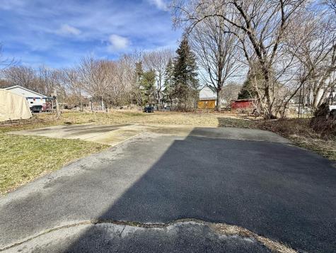 25 Oak Street Waterville ME 04901