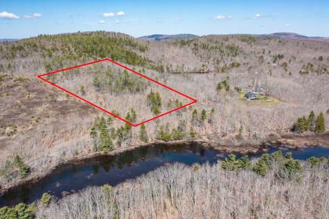 15-14 Crabtree Road Hope ME 04847
