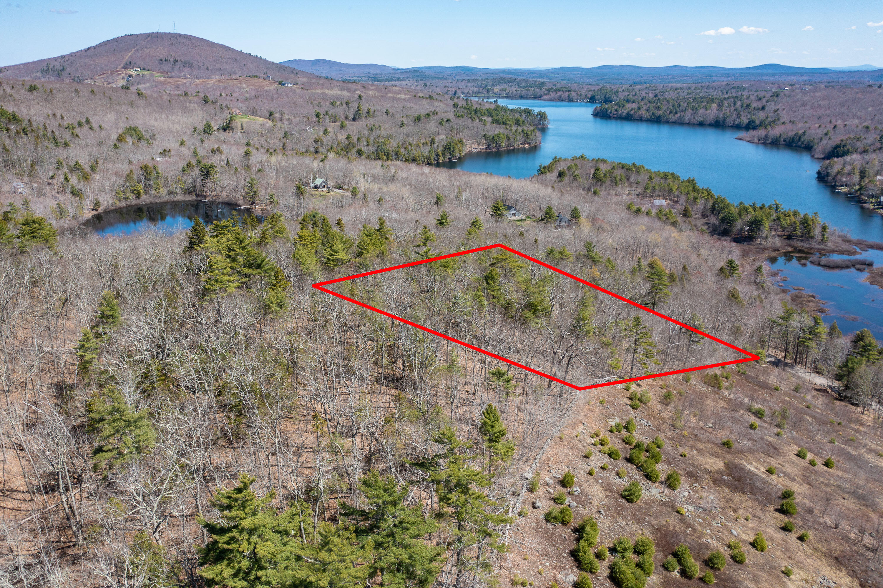 15-14 Crabtree Road Hope ME 04847
