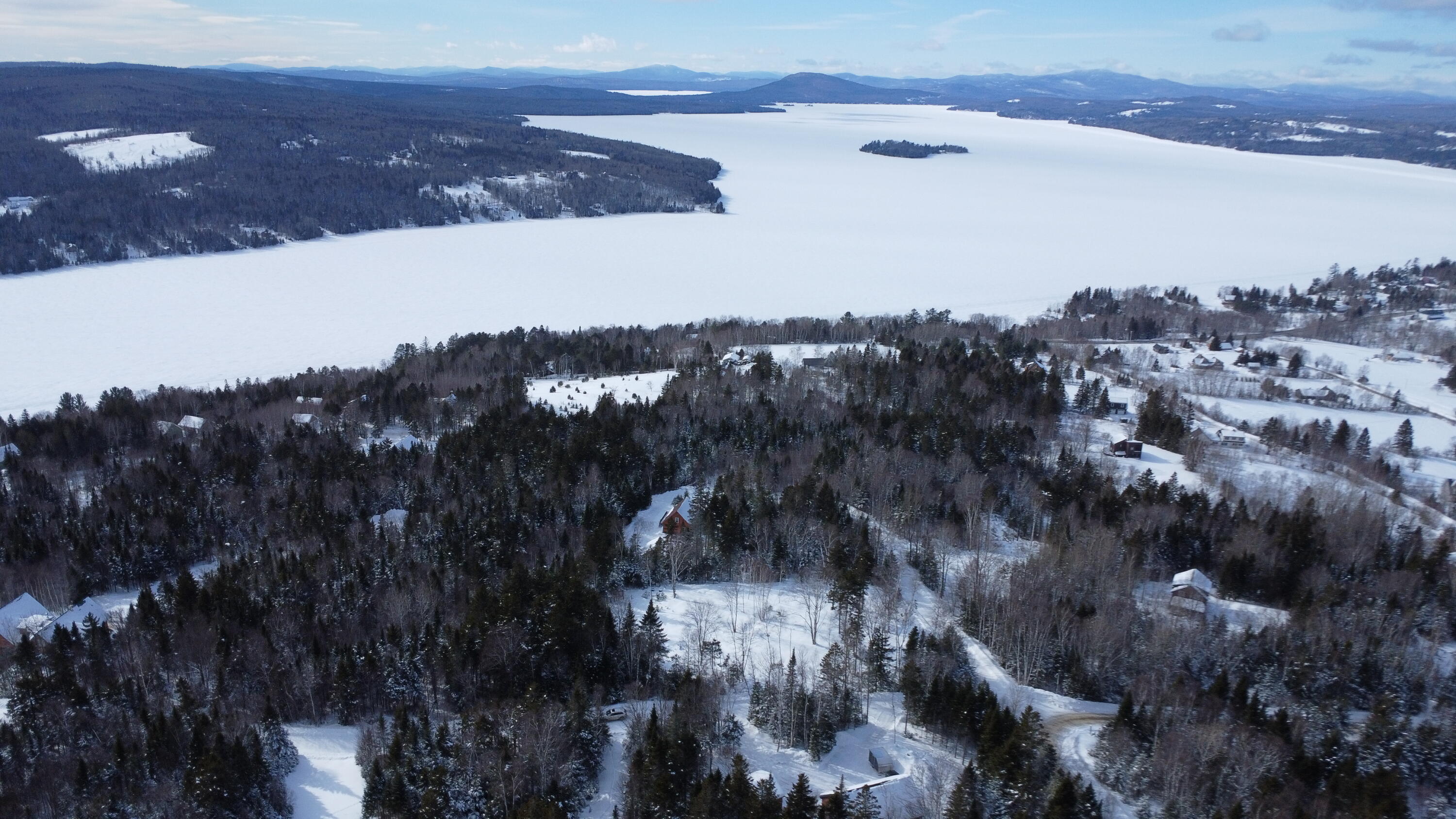 M13/L37 Barbara Lane Sandy River Plt ME 04970