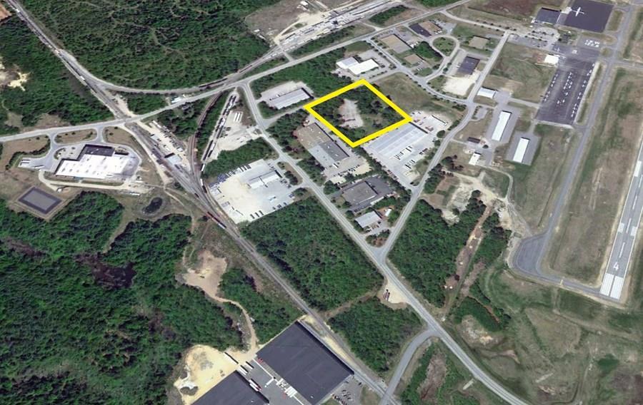72 Wrights Landing Auburn ME 04210