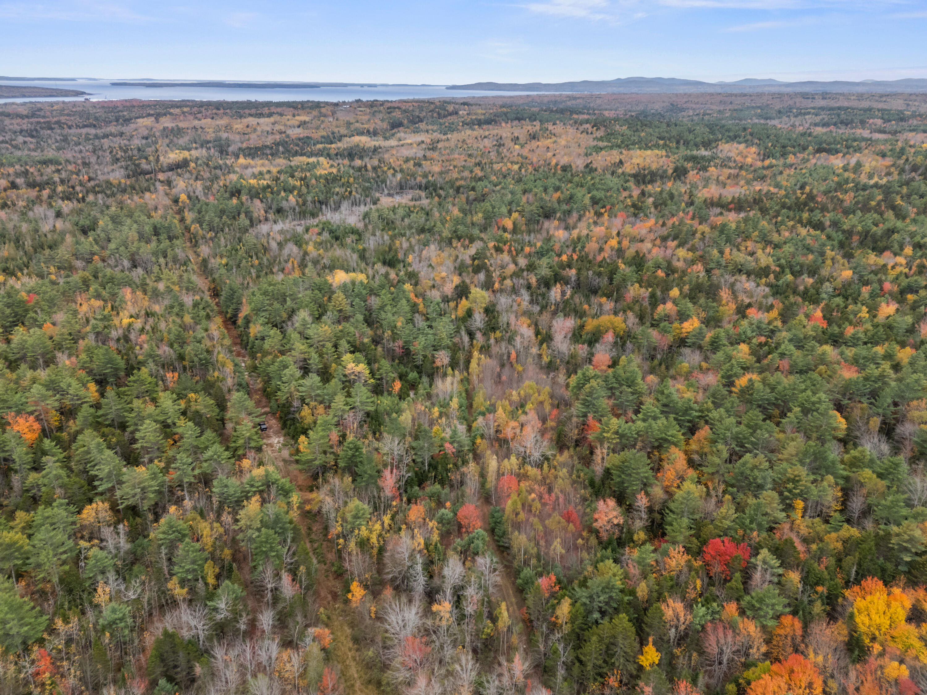 M6 L 26 Black Road N Searsport ME 04974