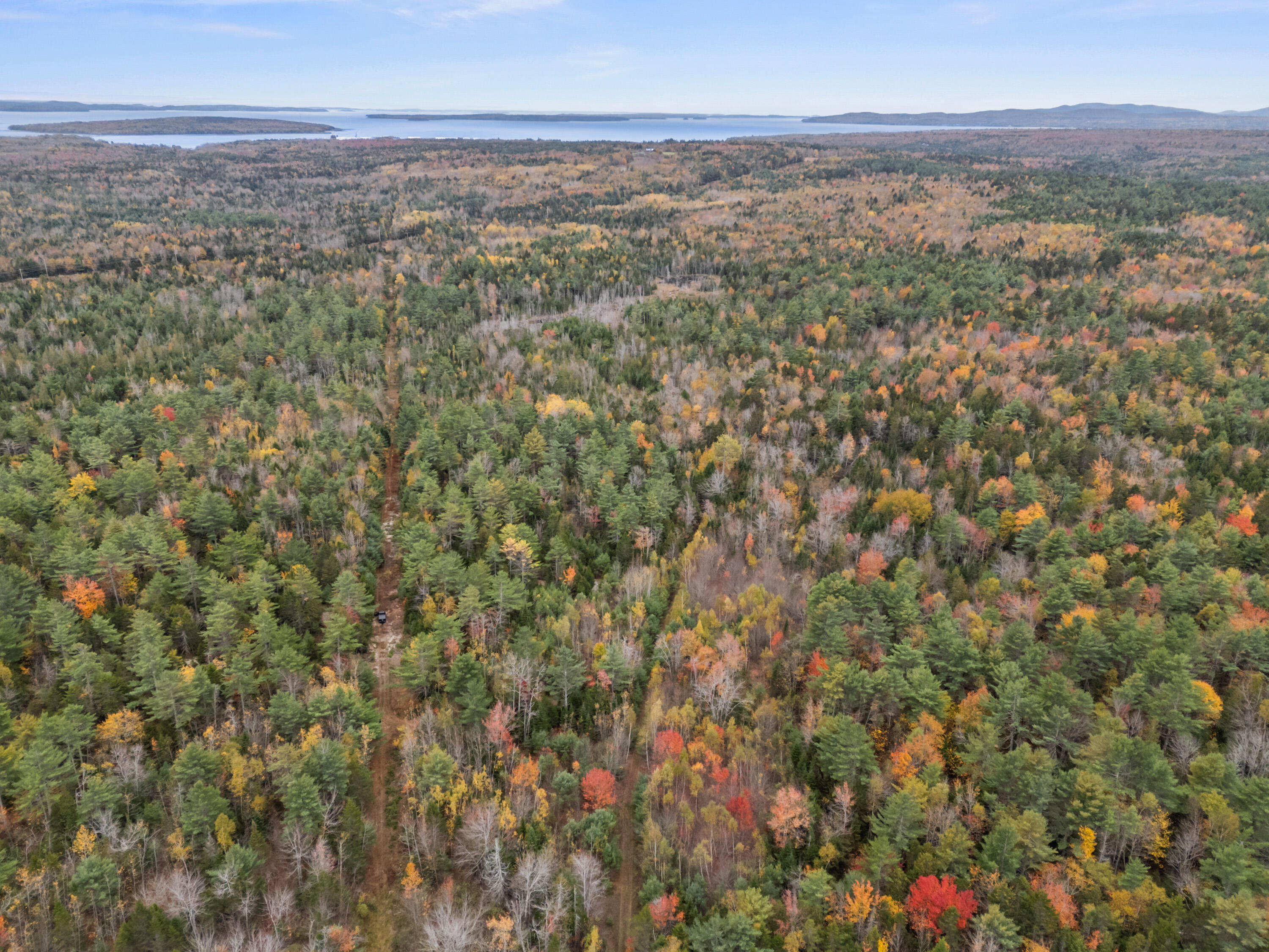 M6 L 26 Black Road N Searsport ME 04974