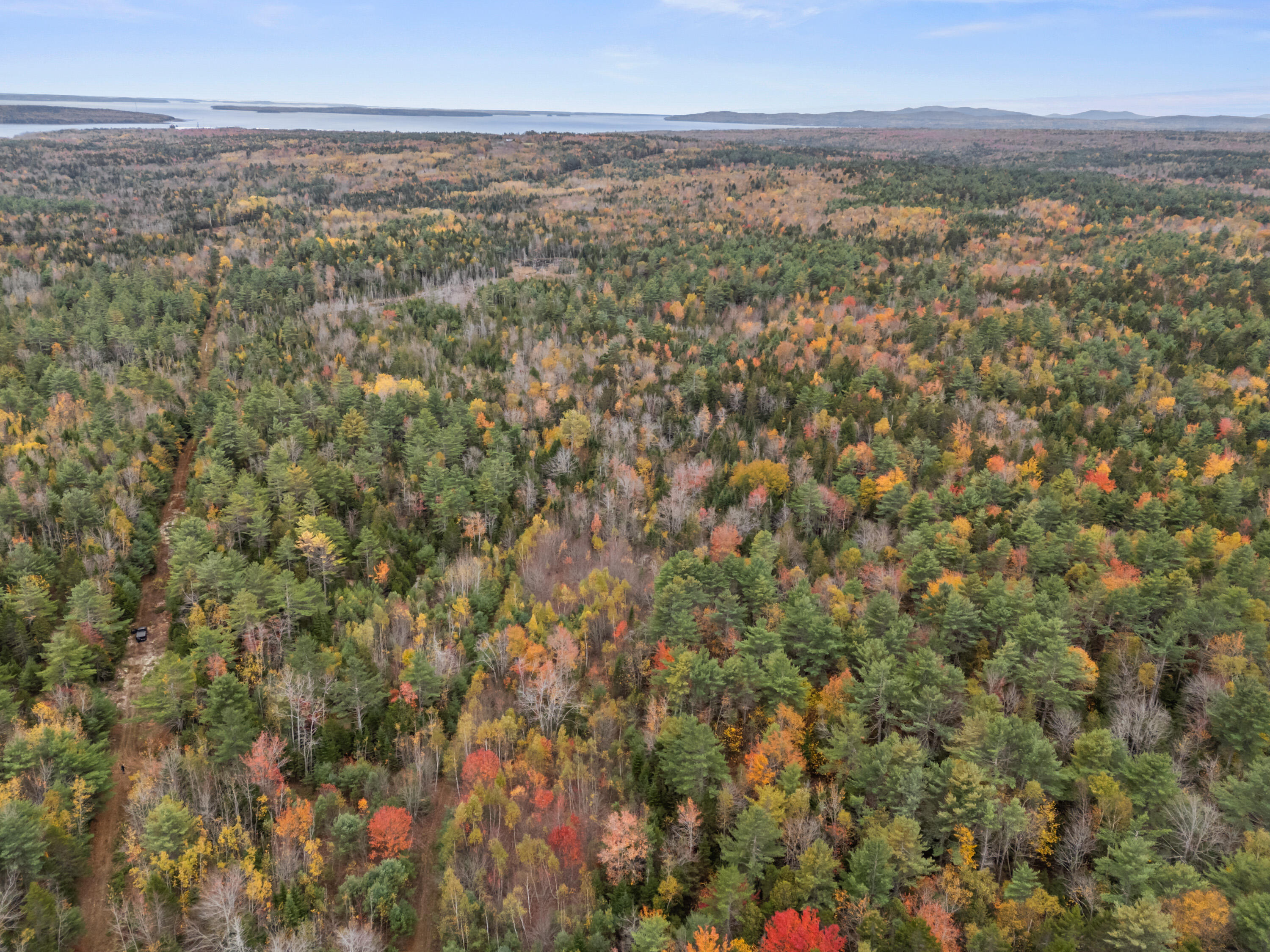 M6 L 26 Black Road N Searsport ME 04974