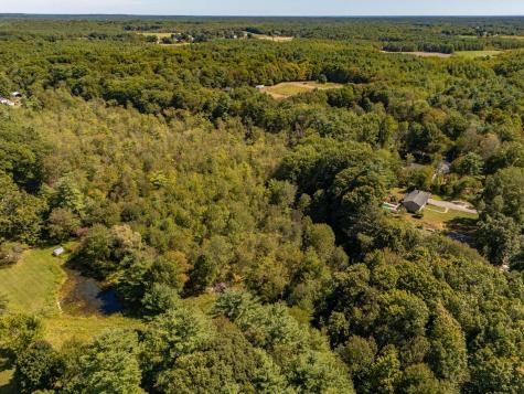 00 Ians Lane Eliot ME 03903