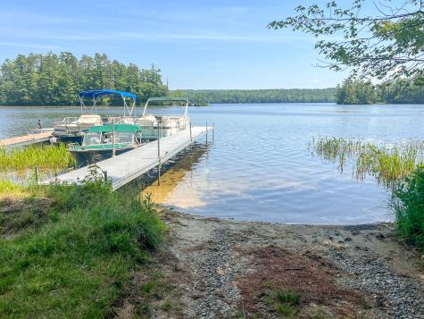 105 Meadow Road Raymond ME 04071