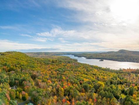 192 Mountain Road Raymond ME 04071