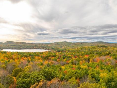 192 Mountain Road Raymond ME 04071