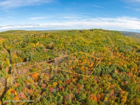 192 Mountain Road Raymond ME 04071