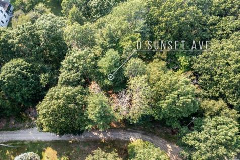 184 Sunset Avenue Portland ME 04109