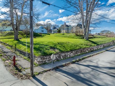11 Pleasant Street Lubec ME 04652