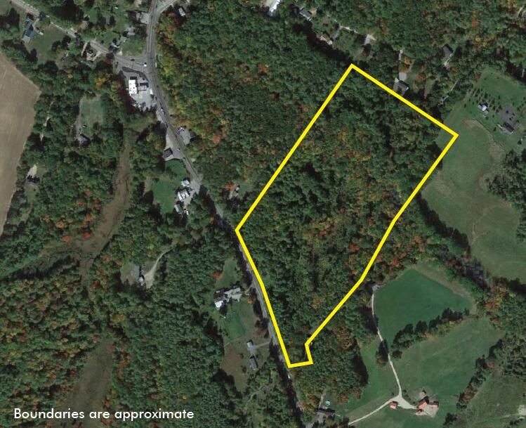 224 Shaker Road Gray ME 04039
