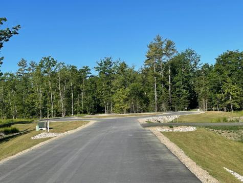 14 Forest Drive Arundel ME 04046