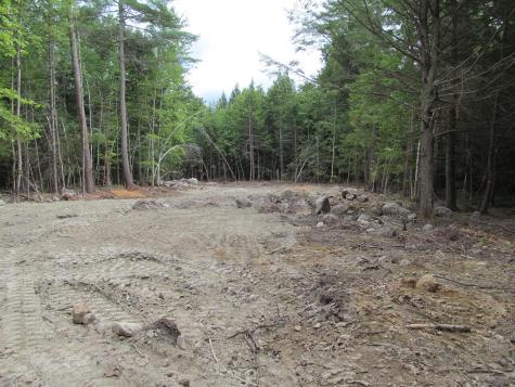 27.9 Cummings Lane Oxford ME 04270