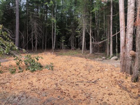 27.9 Cummings Lane Oxford ME 04270